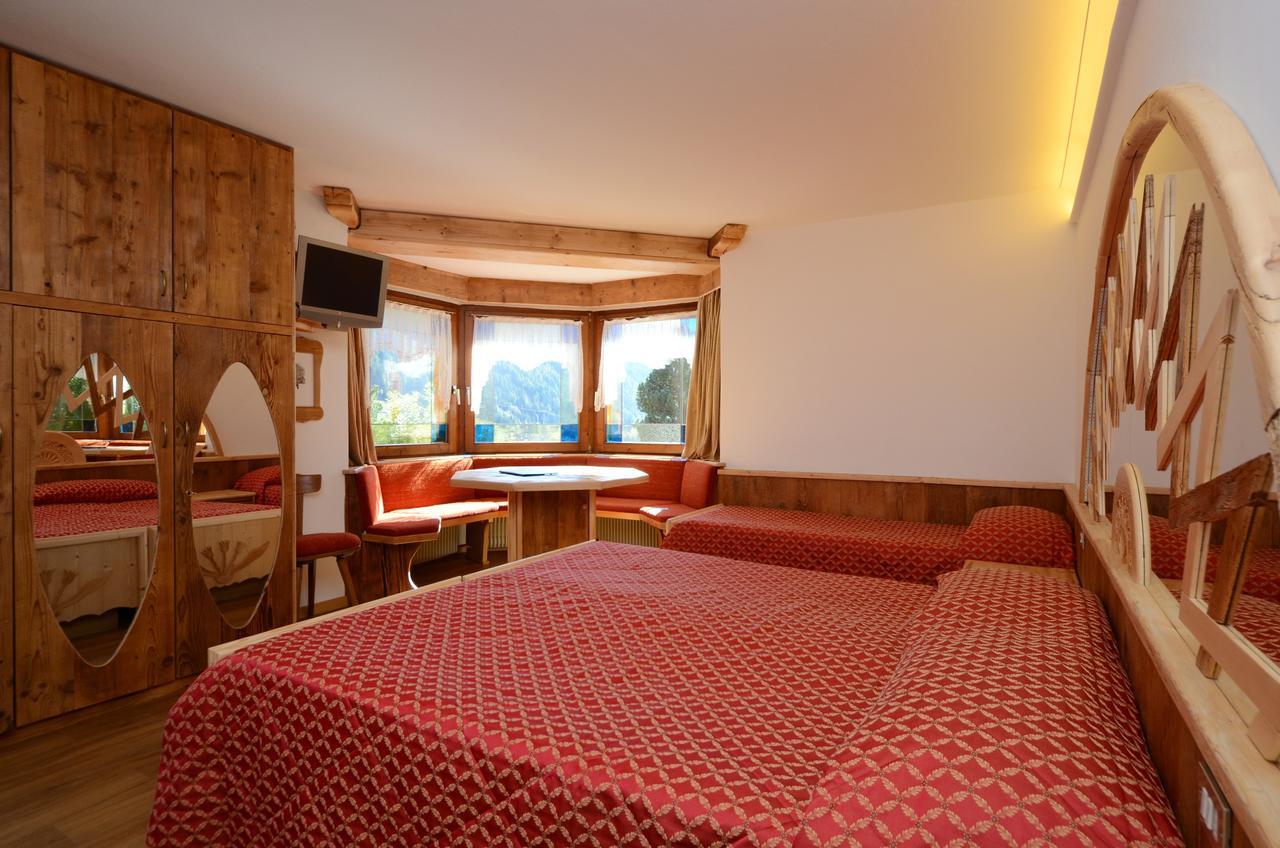 Hotel La Soldanella موينا المظهر الخارجي الصورة