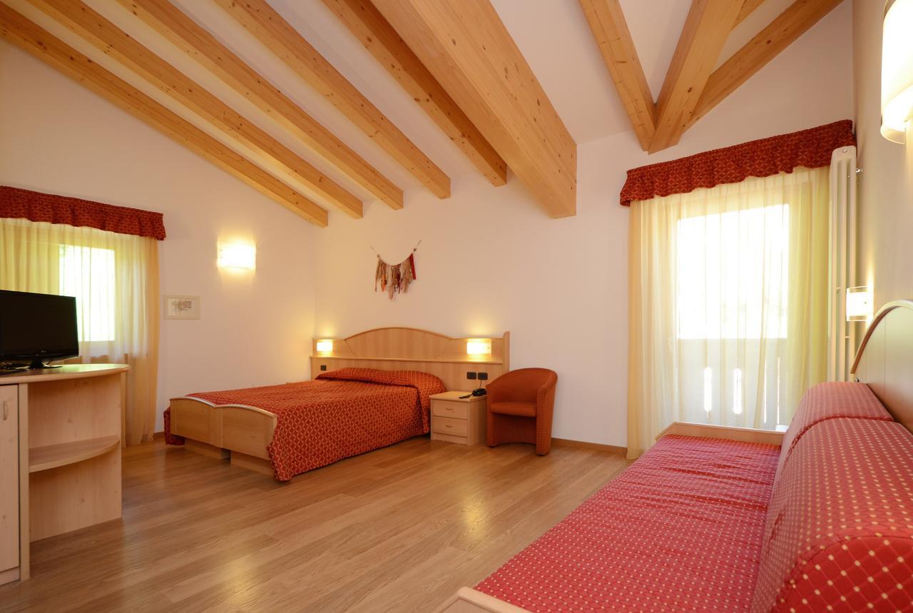 Hotel La Soldanella موينا المظهر الخارجي الصورة