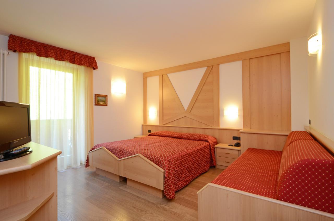 Hotel La Soldanella موينا المظهر الخارجي الصورة