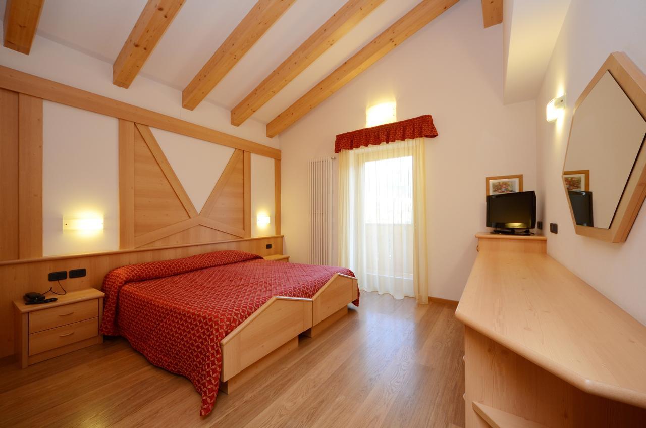 Hotel La Soldanella موينا المظهر الخارجي الصورة