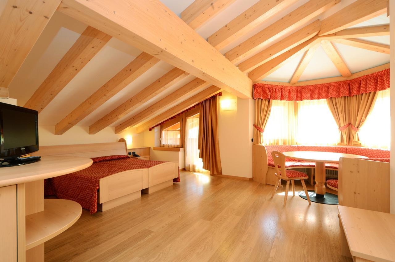 Hotel La Soldanella موينا المظهر الخارجي الصورة